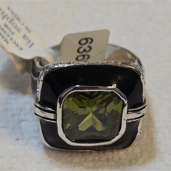Lia Sophia‎ Vintage Green Crystal Black Enamel Silver tone Ring size 11 New! - Picture 1 of 7